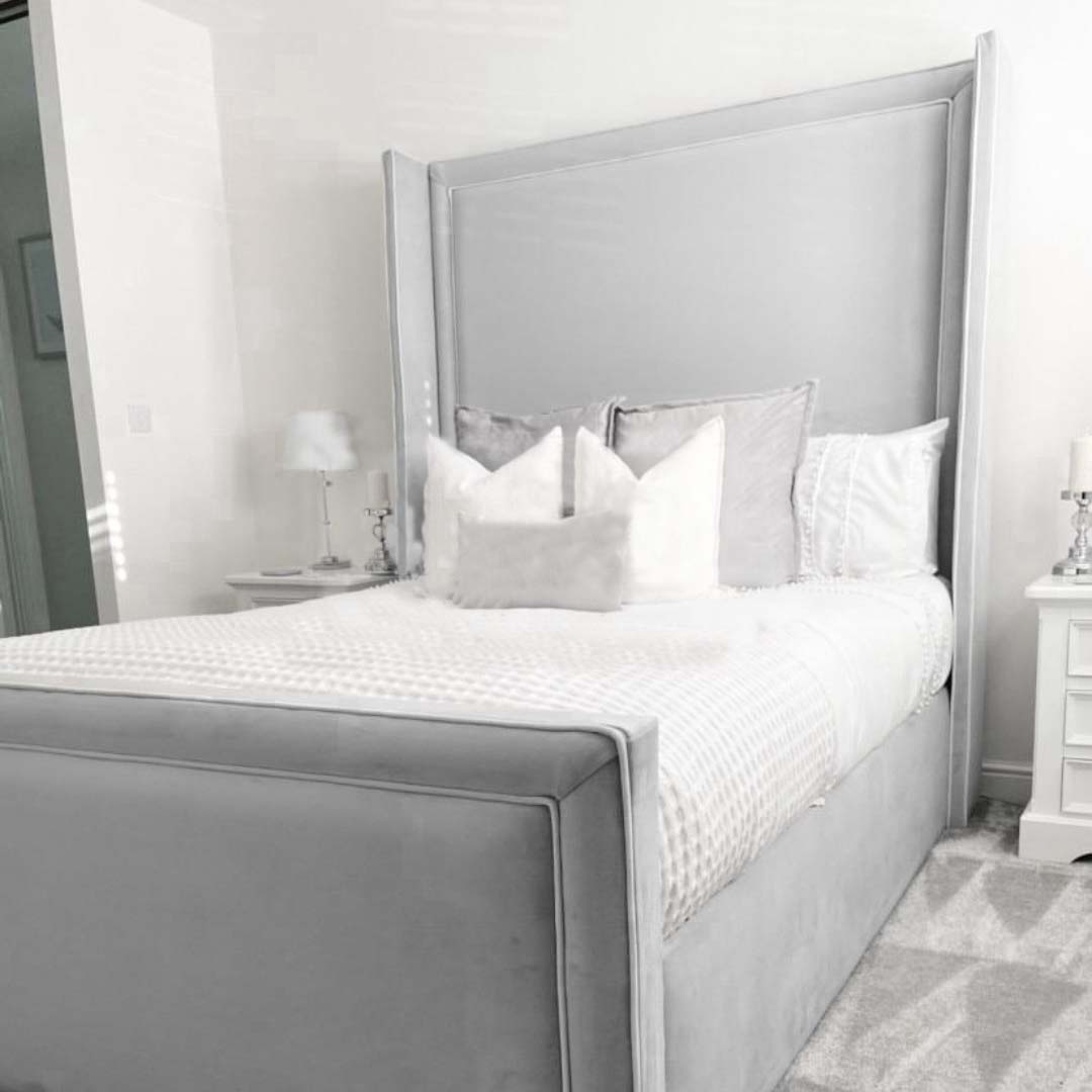 Winged Elizabeth Bed