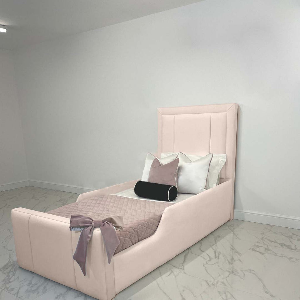 3 Panels Stylo Kids Bed